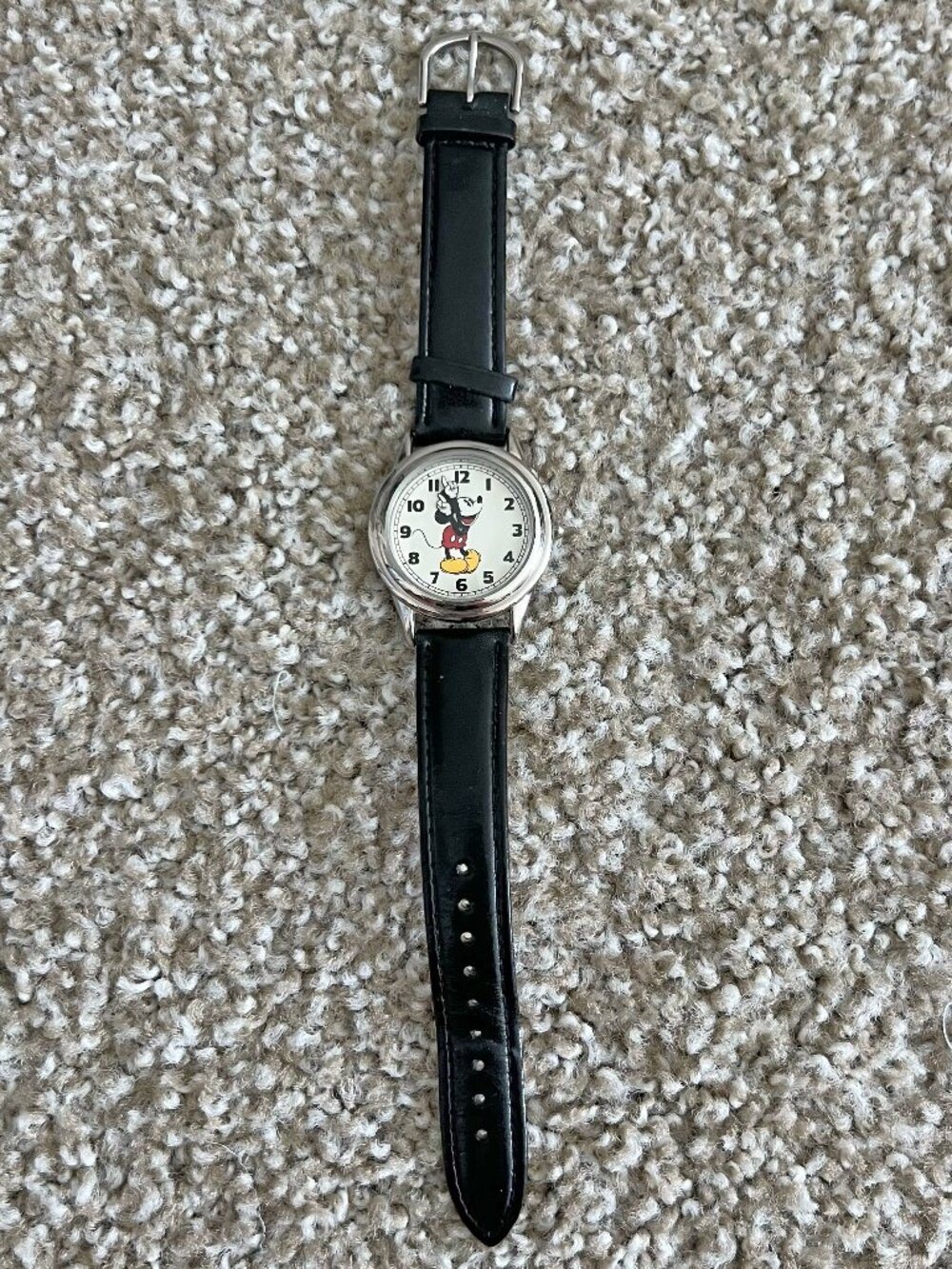 Vintage Disney Fossil Mickey Mouse Watch Mickey & Co. Black Leather LI-2002